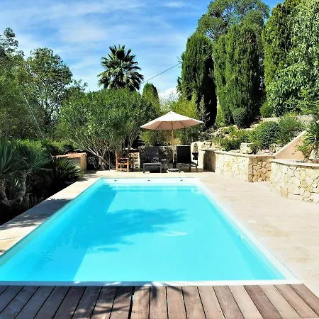 Charming With Private Pool, Holiday home Pegomas